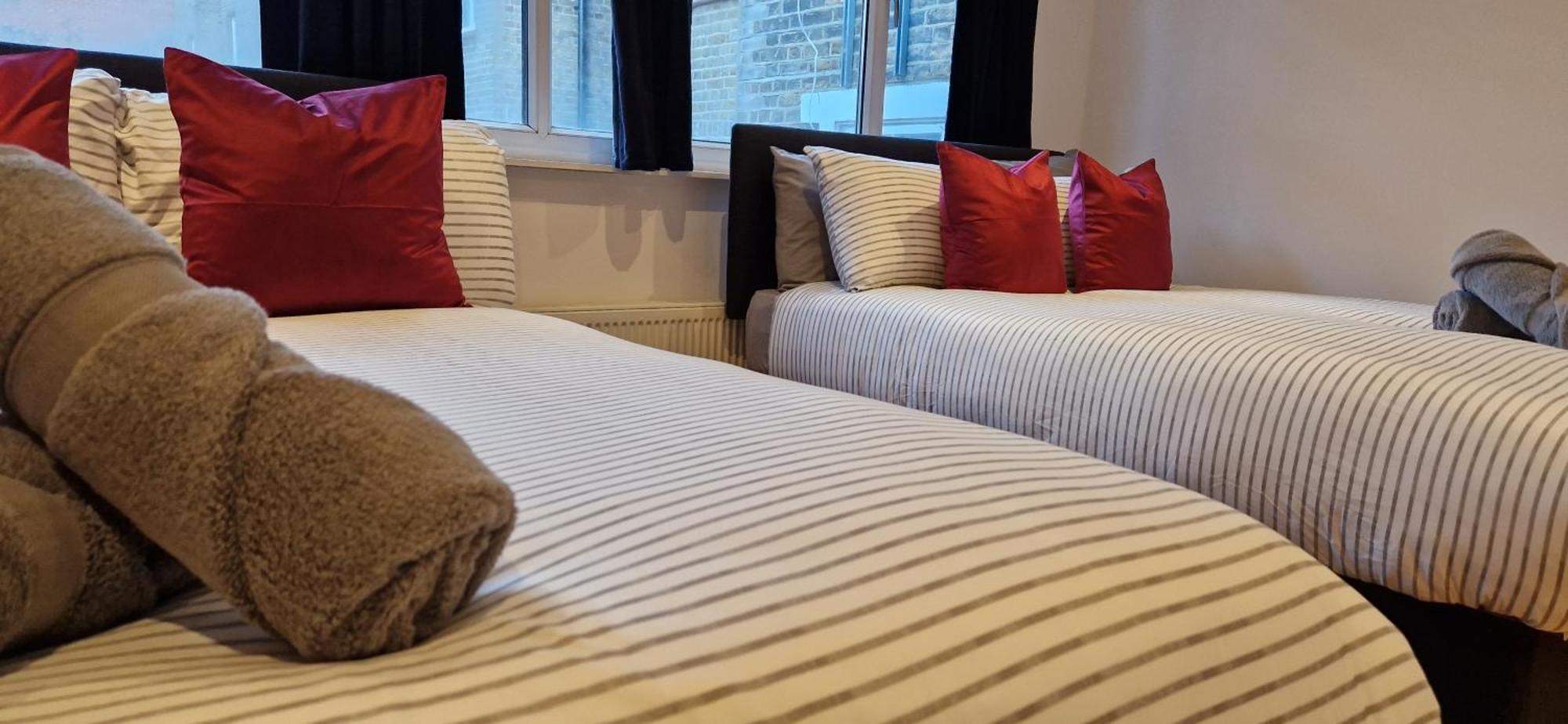 The Copper Fields Appartement Londen Buitenkant foto